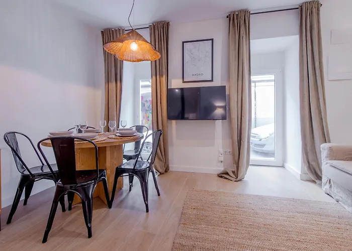 New&Stylish Apt 8P En El Corazon Del Centro Madrid